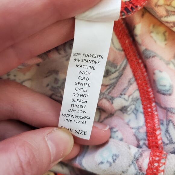 NEW LuLaRoe Red Floral Leggings - Picture 8 of 9